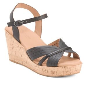 NEW Gentle Souls by Kenneth Cole Nomi Black Leather Wedge Sandals Size 9.5‎
